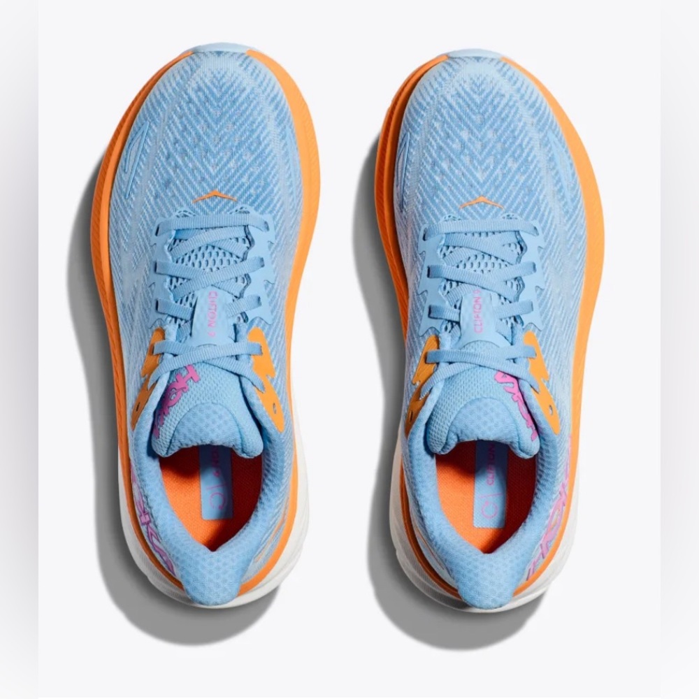 Hoka Clifton 9 Size 7.5 Airy Blue *Worn Twice*